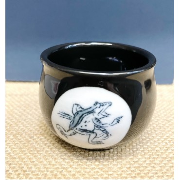 Touga Japanese Sake Cup Porcelain Cup (Chōjū-jinbutsu-giga) 50ml  05180